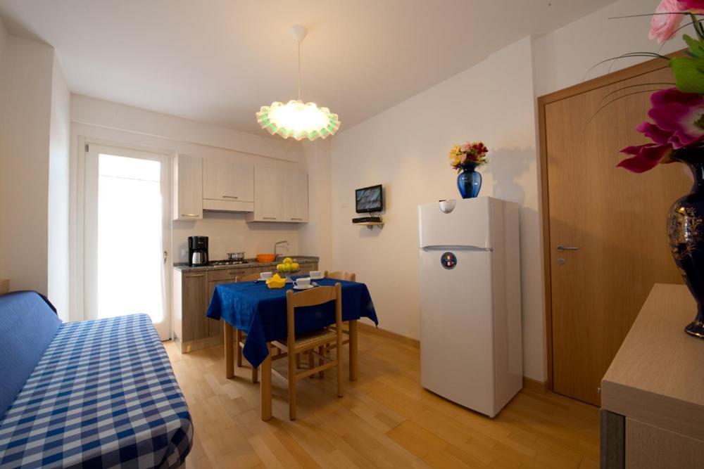 Casa Ariete Apartman Bibione Szoba fotó