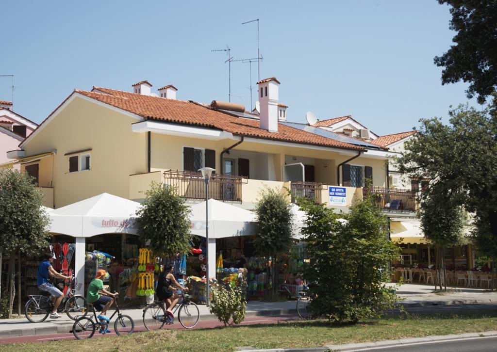 Casa Ariete Apartman Bibione Kültér fotó